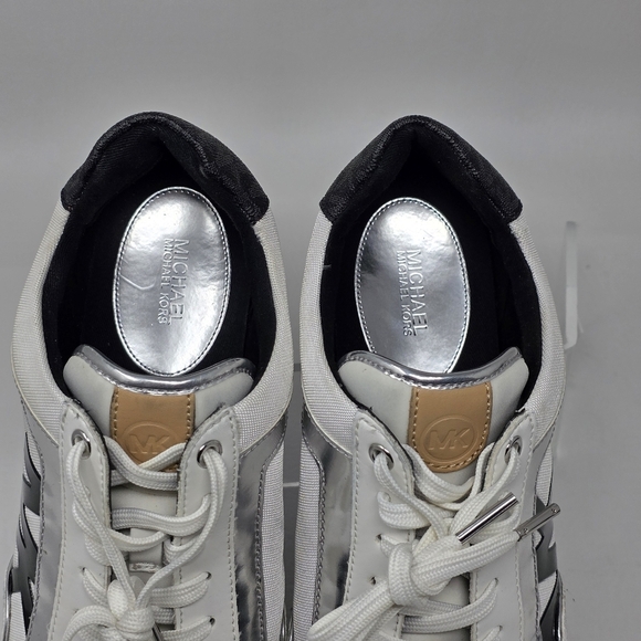 MICHAEL KORS Women's MADDY Two-Tone Logo Trainer Sneakers Size 10 Pre-owned - Picture 10 of 10